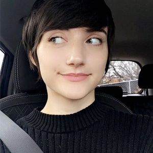 Meet your Posher, Isabel